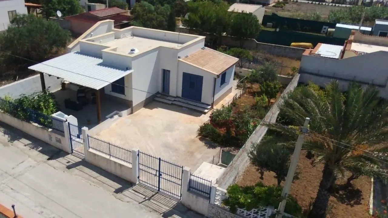 Villa Sunshine Triscina 0*,  Italy